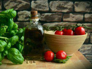 Salud Ecológica: Aceite de oliva y tomate forma parte de la dieta mediterrranea